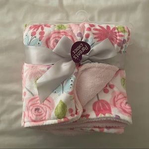 NWT Floral Fleece Baby Blanket